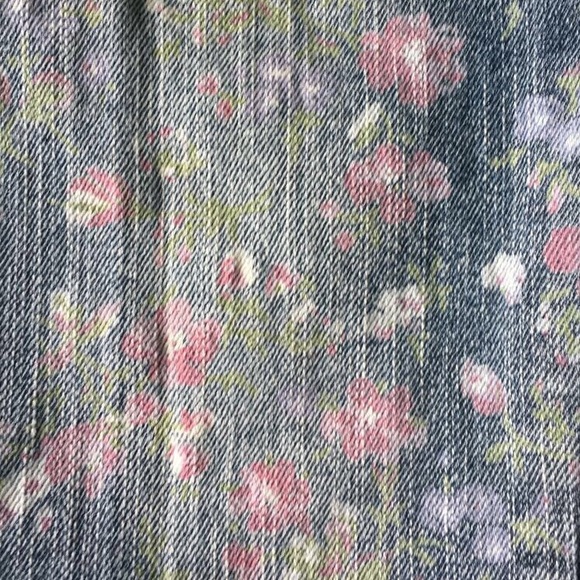 Floral Print Skinny Jeans - Picture 4 of 8